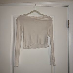 White basic tee from alterd state size small.